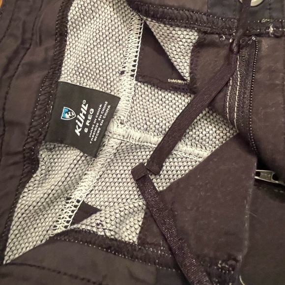 Kuhl Women’s Black Soft Stretchy Cargo Skinny Leg Pants Size 6 regular - Picture 8 of 15